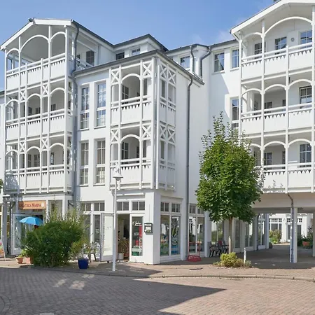 Apartment Im 2 Og Mit Balkon In